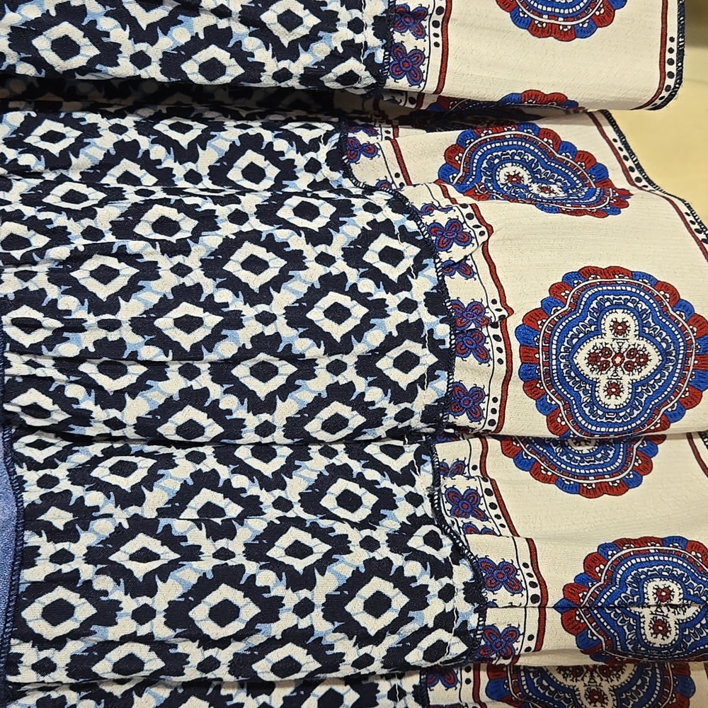 John Mark Vibrant Red Floral With Blue and White Stripes Tunic Size Medium - Picture 5 of 9